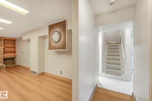 10912 146 Street Nw, Edmonton, AB 