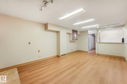 10912 146 Street Nw, Edmonton, AB 