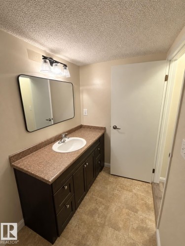 #302 51 Brown St, Stony Plain, AB 