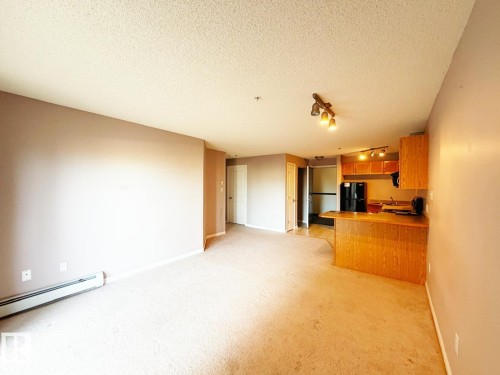 ##224 #224 2305 35a Avenue Northwest NW NW , Edmonton, AB T6T 1Z2 3