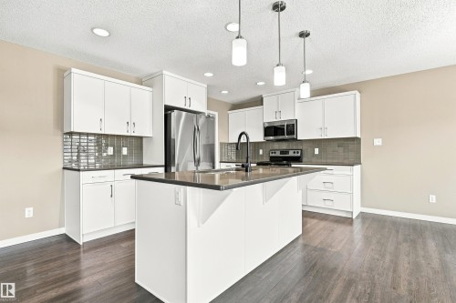 3528 Claxton Crescent Sw, Edmonton, AB 