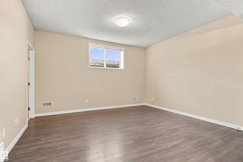 3528 Claxton Crescent Sw, Edmonton, AB 