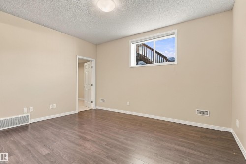 3528 Claxton Crescent Sw, Edmonton, AB 