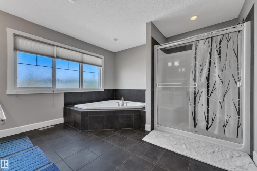 3203 Winspear Crescent Sw, Edmonton, AB 