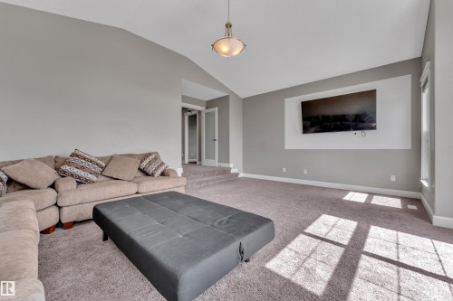 3203 Winspear Crescent Sw, Edmonton, AB 