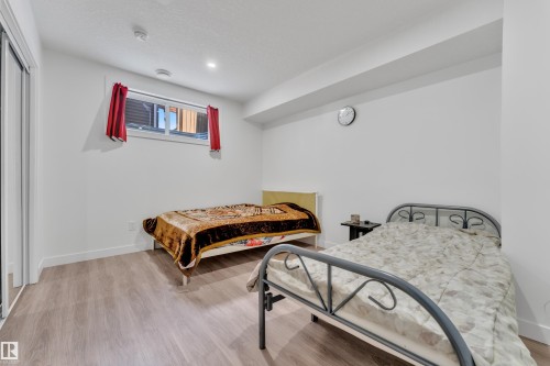 3203 Winspear Crescent Sw, Edmonton, AB 