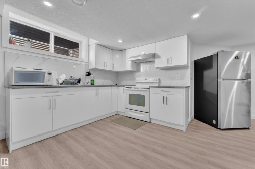 3203 Winspear Crescent Sw, Edmonton, AB 