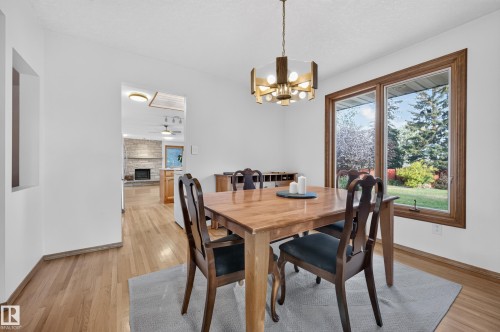 10706 33A Avenue Nw, Edmonton, AB 