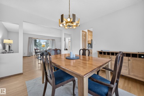 10706 33A Avenue Nw, Edmonton, AB 