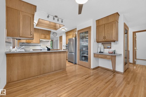 10706 33A Avenue Nw, Edmonton, AB 