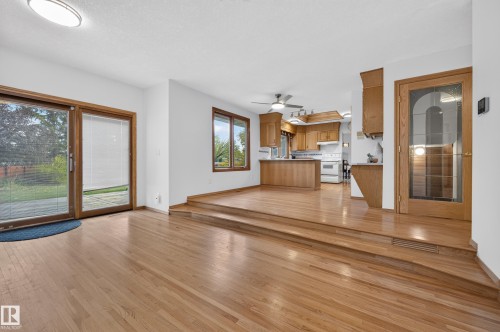 10706 33A Avenue Nw, Edmonton, AB 