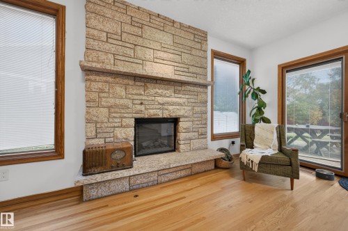 10706 33A Avenue Nw, Edmonton, AB 
