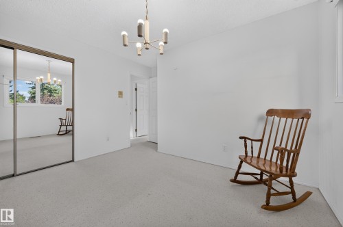 10706 33A Avenue Nw, Edmonton, AB 