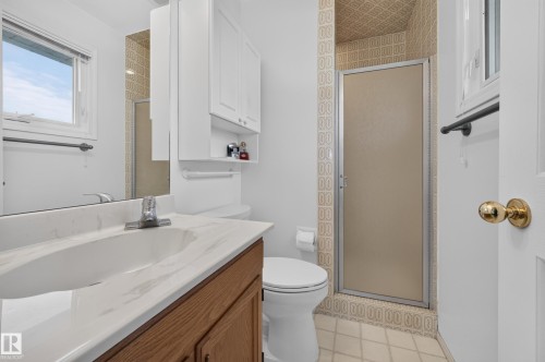 10706 33A Avenue Nw, Edmonton, AB 