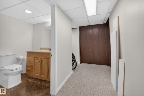 10706 33A Avenue Nw, Edmonton, AB 