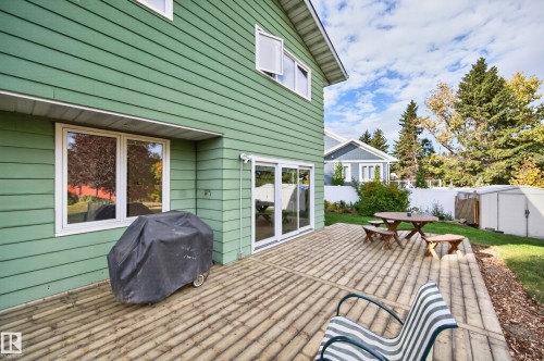 10706 33A Avenue Nw, Edmonton, AB 