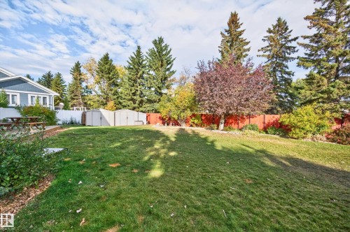 10706 33A Avenue Nw, Edmonton, AB 