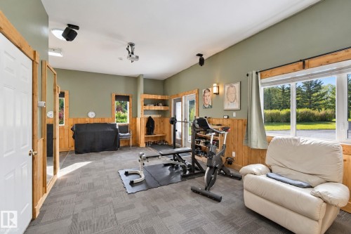 6 Rosenthal Way, Stony Plain, AB 