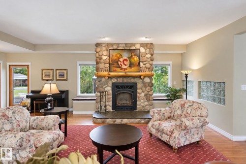 6 Rosenthal Way, Stony Plain, AB 