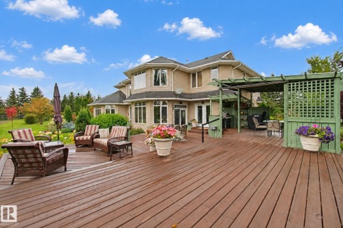 6 Rosenthal Way, Stony Plain, AB 