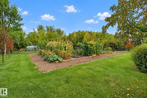 6 Rosenthal Way, Stony Plain, AB 
