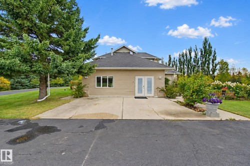 6 Rosenthal Way, Stony Plain, AB 