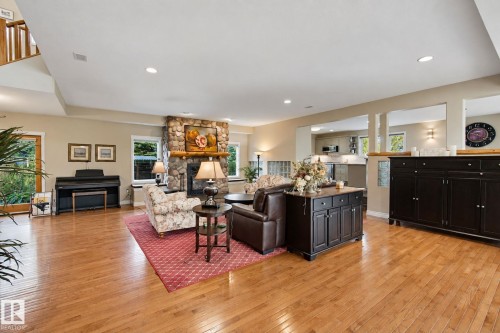 6 Rosenthal Way, Stony Plain, AB 