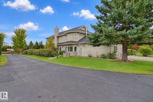 6 Rosenthal Way, Stony Plain, AB 
