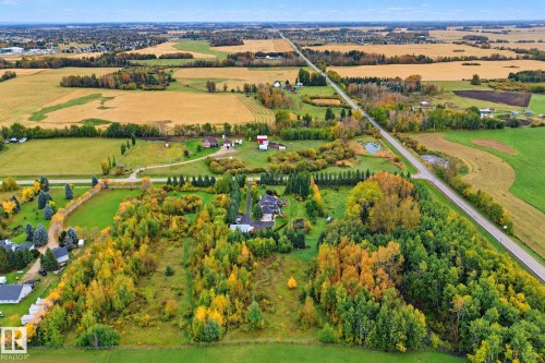 6 Rosenthal Way, Stony Plain, AB 