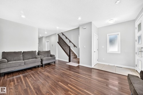 12212 124 Street Nw, Edmonton, AB 