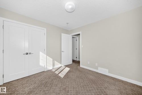 12212 124 Street Nw, Edmonton, AB 
