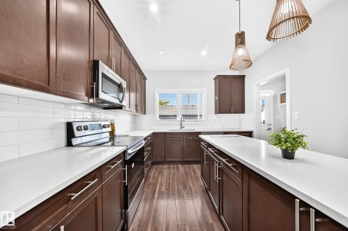 12212 124 Street Nw, Edmonton, AB 