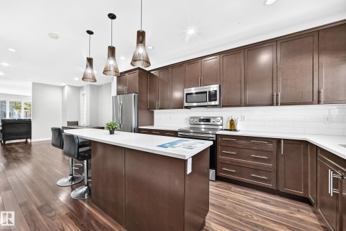 12212 124 Street Nw, Edmonton, AB 