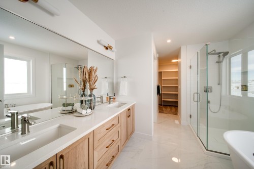 67 Chartres Close, St. Albert, AB 