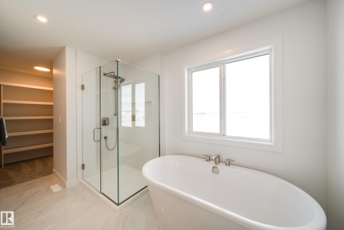 67 Chartres Close, St. Albert, AB 
