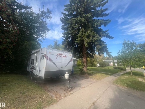 70 Sunset Boulevard, St. Albert, AB 