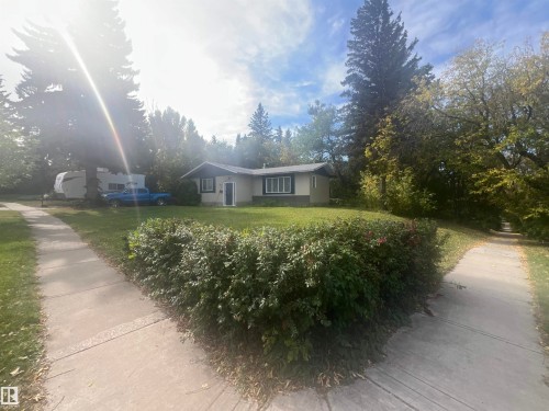 70 Sunset Boulevard, St. Albert, AB 
