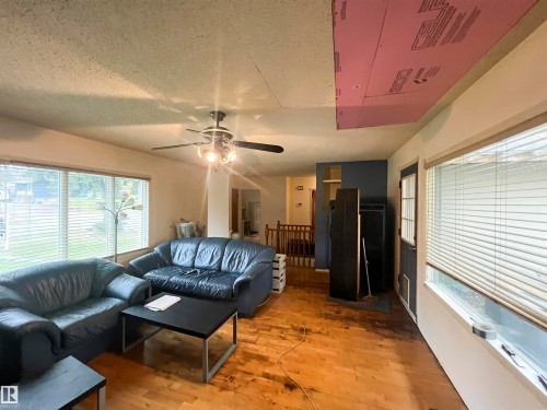 70 Sunset Boulevard, St. Albert, AB 