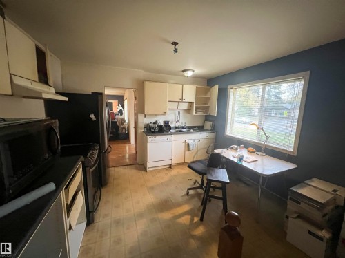 70 Sunset Boulevard, St. Albert, AB 