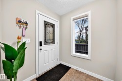 1673 CUNNINGHAM Way SW  Edmonton, AB T6W 0W5