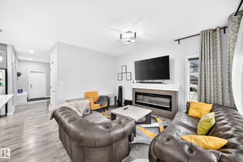 7245 Chivers Place Sw, Edmonton, AB 