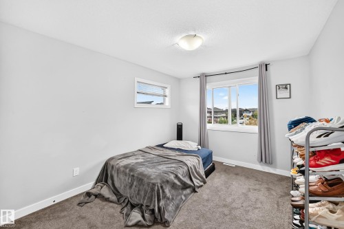 7245 Chivers Place Sw, Edmonton, AB 