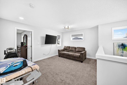 7245 Chivers Place Sw, Edmonton, AB 