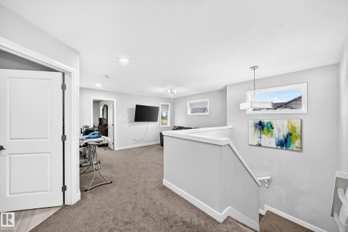 7245 Chivers Place Sw, Edmonton, AB 