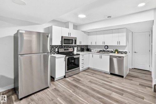 7245 Chivers Place Sw, Edmonton, AB 