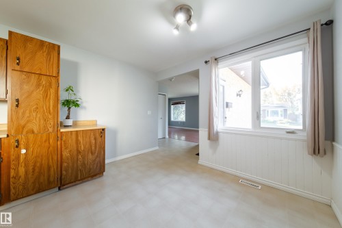 3908 41 Avenue Nw, Edmonton, AB 