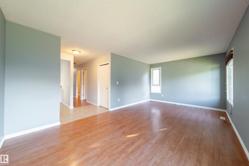 3908 41 Avenue Nw, Edmonton, AB 