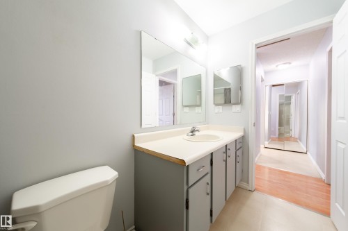 3908 41 Avenue Nw, Edmonton, AB 