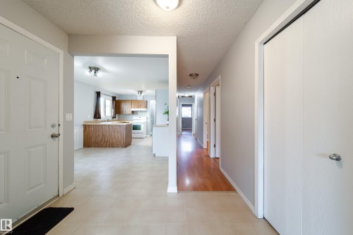 3908 41 Avenue Nw, Edmonton, AB 