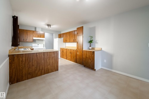 3908 41 Avenue Nw, Edmonton, AB 